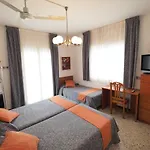 Отель Montserrat 2*