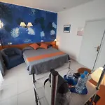 Montserrat Отель