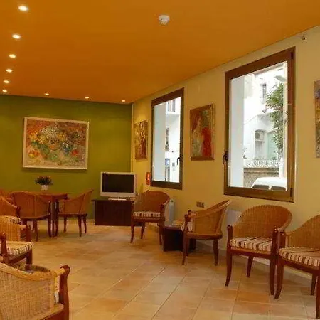 Hotel Montserrat
