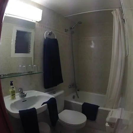 Montserrat 호텔 2*