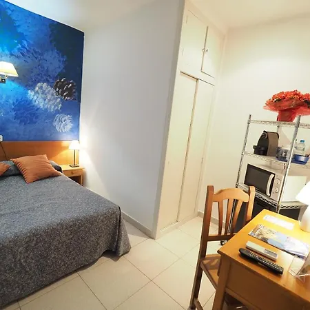 Ξενοδοχείο Montserrat