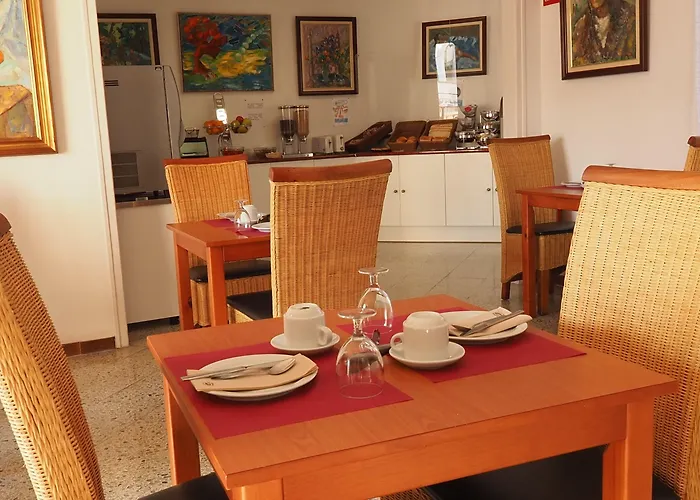 Montserrat Hotel Sitges