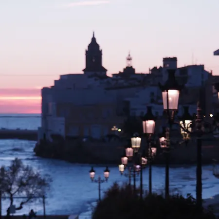 Montserrat 2* Sitges