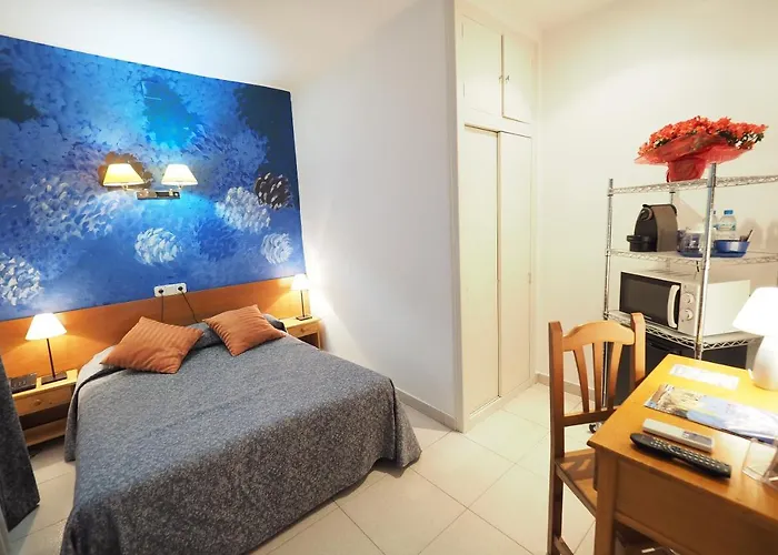 Montserrat Otel Sitges